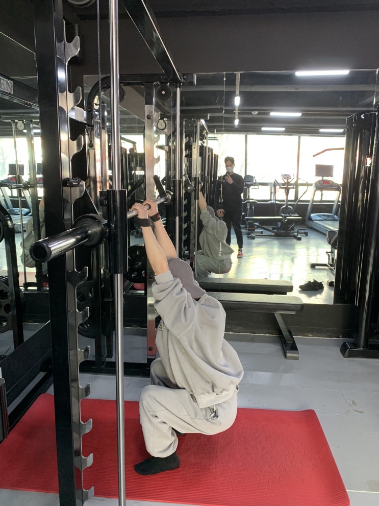  안산 한대앞 PT 중앙동 피티 살빠짐에서 허리 재활과 전신 운동 알려드릴게요