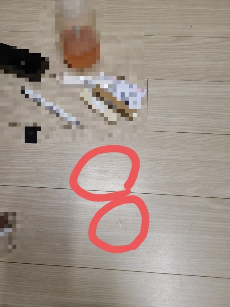 세종아파트 강화마루바닥 찍힘과 긁힘으로 스트레쓰받을때 반셀프메꾸미로 눈정화성공 했어요 ㅋㅋ