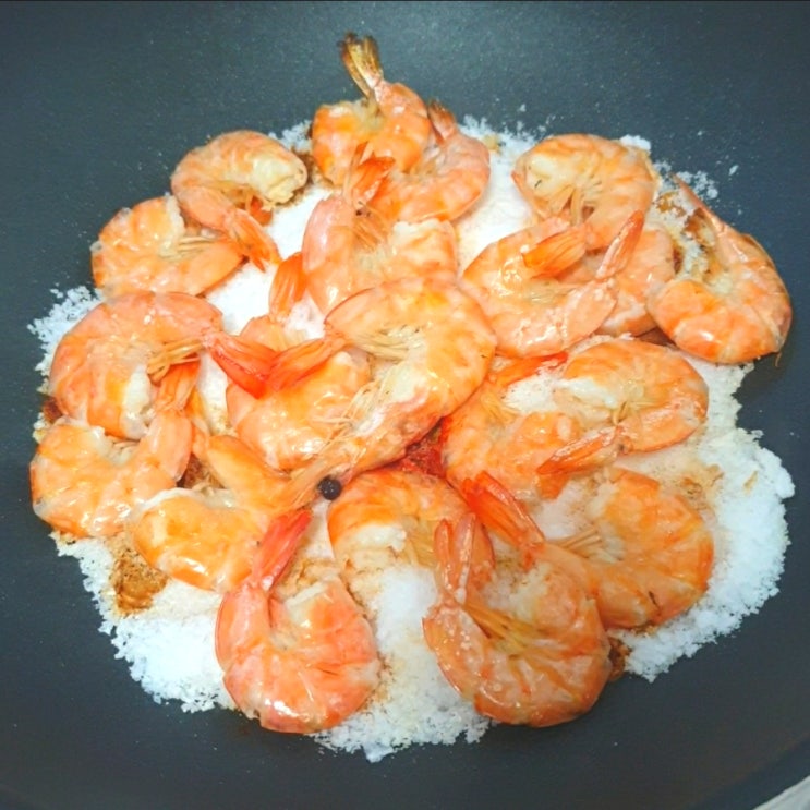  겨울인데 새우구이 먹어줘야죠
