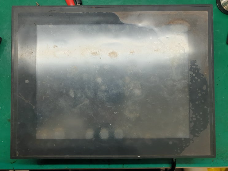  산업용 판넬 PC PT-E731HS-C01 수리