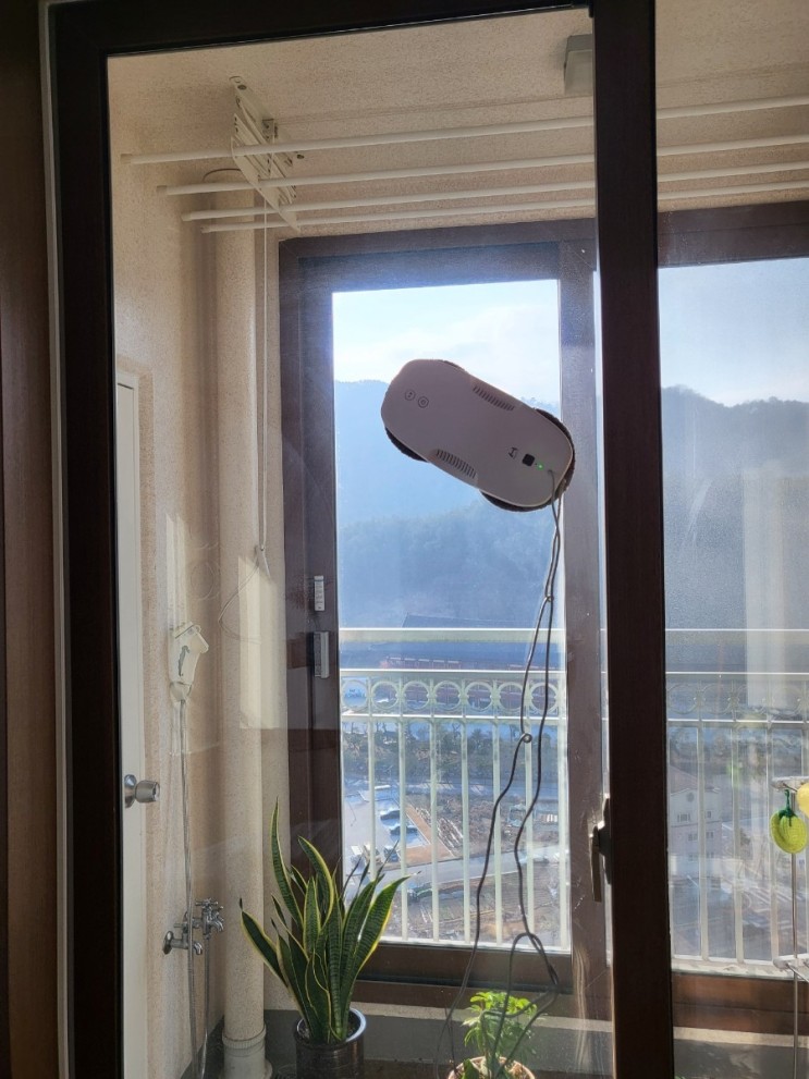 샤오미 창문 로봇청소기 후기, 창문청소에 진심인 남자의 ㄹㅇ 사용 후기