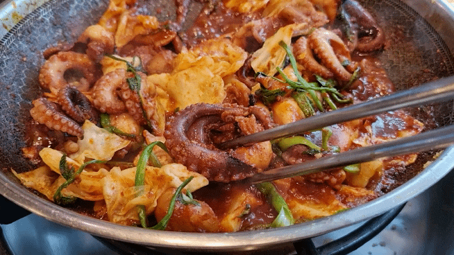  마곡나루역 맛집 송쭈집에서 쭈꾸미볶음으로 깻잎논쟁 종결 짓습니다