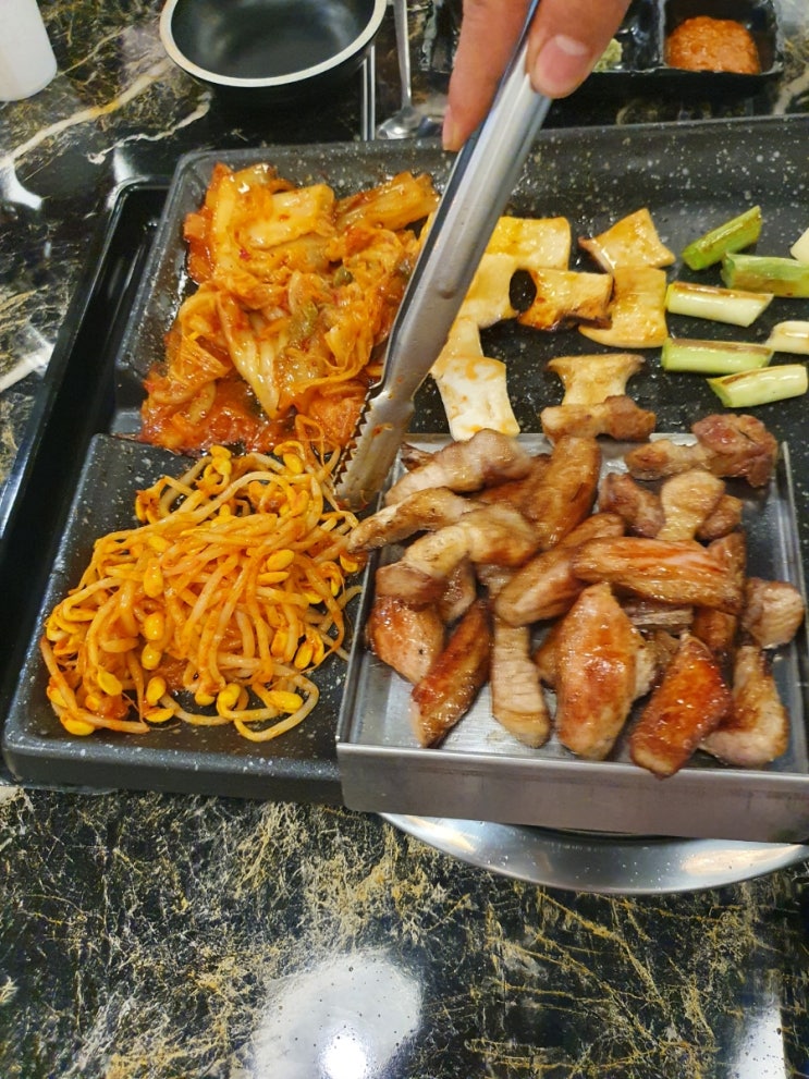  [용인/수지구청] 수지구청 맛집 불 맛나는 볏짚 삼겹살 '돈이'