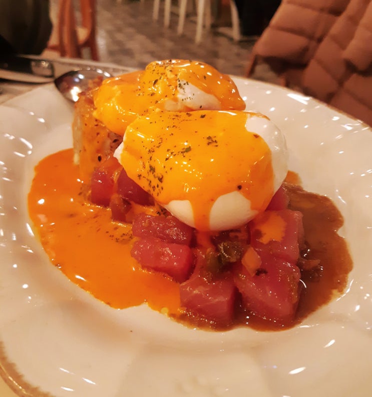  [맛집] 멜팅샵X치즈룸 @ 광화문디타워점 (#화려한 분위기 #독특한메뉴들 #치즈는언제나환영이지! #또와야지)