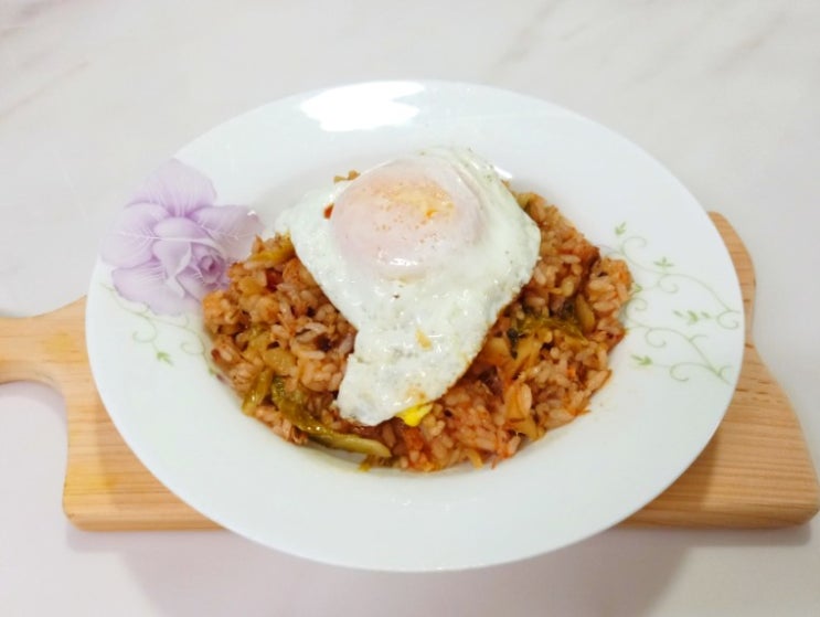  총각김치볶음밥 겨울방학 아이들 점심메뉴 딱 좋아