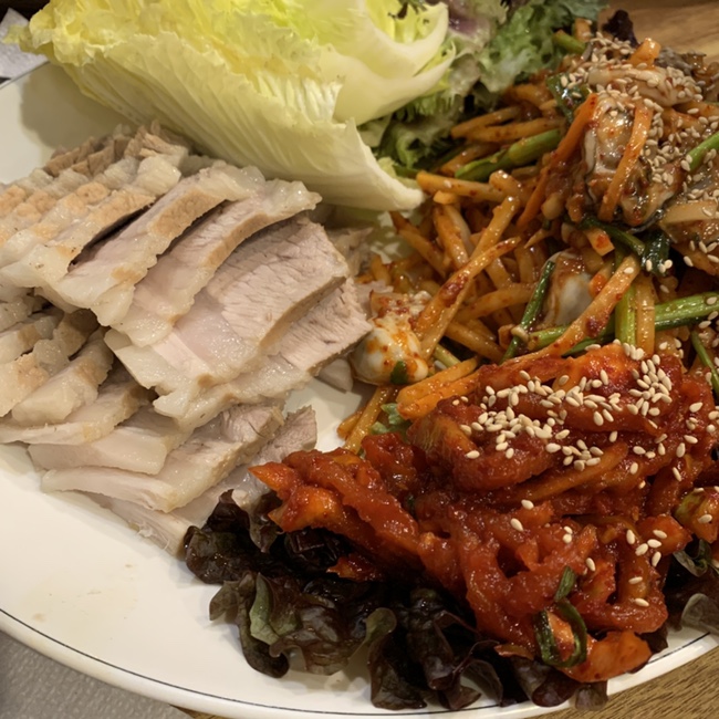  신당동 굴보쌈 맛집 굴예찬