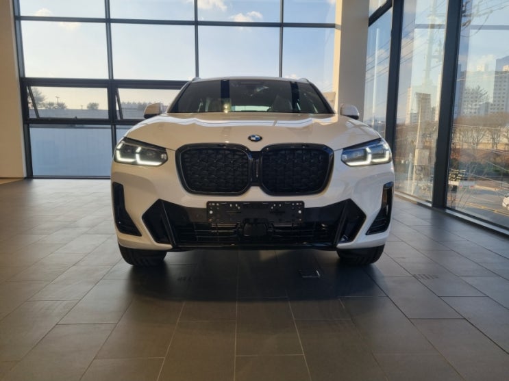  [비엠타카] 이 정도는 돼야 프로지~ 프로다운 Pro! BMW X4 20i Msp Pro 화이트/모카 후기