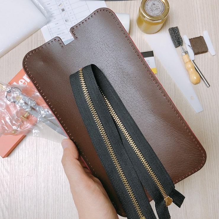 가죽공예도구 받아서 배우기 시작해서 작품 판매까지 하는 팁 알려드릴께요 : 네이버 블로그 가죽공예도구 받아서 배우기 시작해서 작품 판매까지 하는 팁 알려드릴께요 : 네이버 블로그