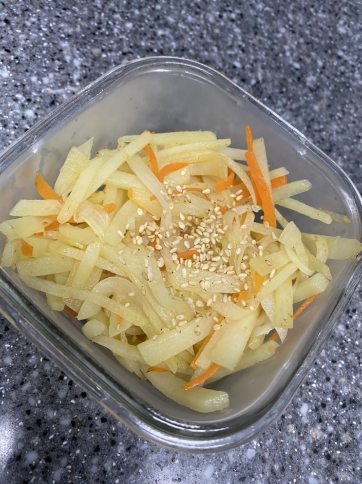  유아식 반찬 [감자채 볶음]
