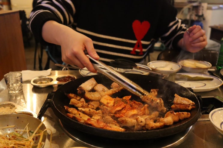  부산대 맛집 시골통돼지볶음 돈토마호크랑 소주한잔 꿀조합