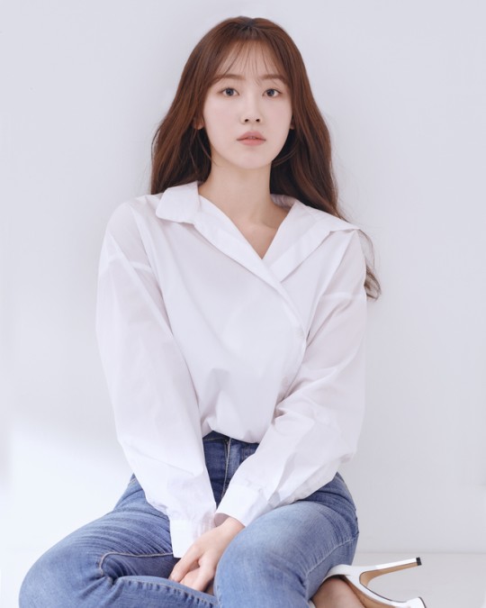 강다현, 아이오케이와 전속계약 체결‥<b>고현정 조인성과</b> 한솥밥