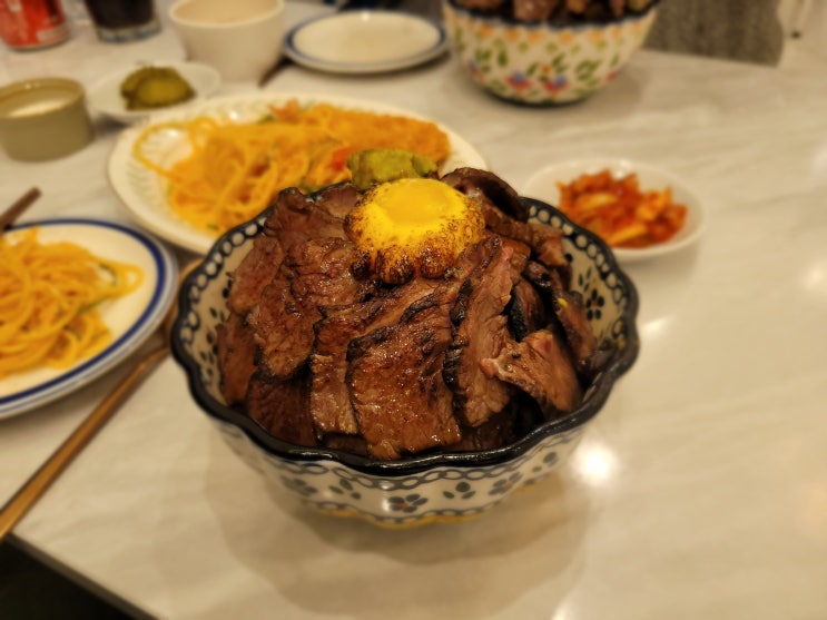 원주 무실동 맛집 오올블루에서 배 터지는 스테이크 덮밥을