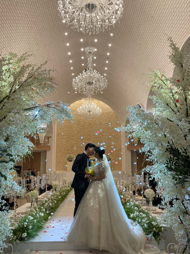 친구의 결혼을 축하해요! 유자몬 예쁘게 살아라  부천 투 파인드 피터, 소풍 컨벤션 웨딩홀