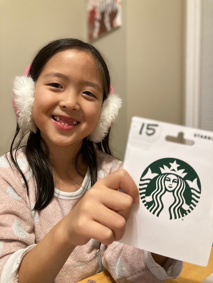 엄마의 생일 선물을 준비하는 '8살 루나의 경제적인 고민'(스타벅스 기프트카드)