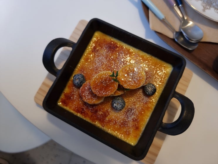  상수역카페 디스탕게 디저트가 맛있었던 상수카페거리 신상카페:))