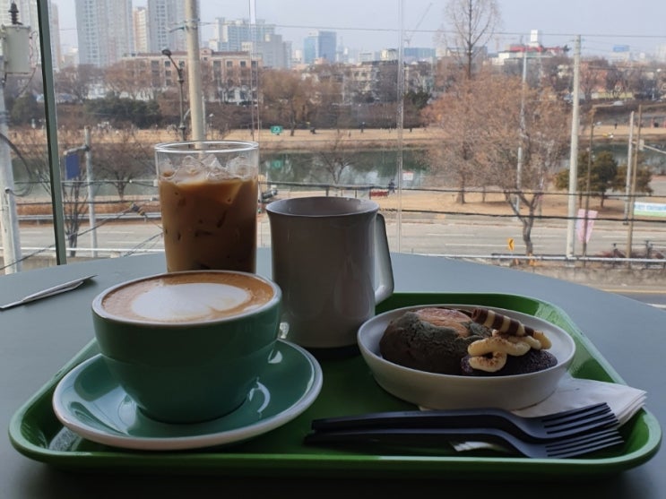 대구 디저트 카페 : 사이커피 / 신천뷰 카페 / 리버뷰 카페 / 뷰가 이쁜 카페 / 핸드드립 커피 맛집 대구 디저트 카페 : 사이커피 / 신천뷰 카페 / 리버뷰 카페 / 뷰가 이쁜 카페 / 핸드드립 커피 맛집