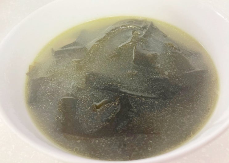  산모미역, 말린 톳 으로 유명한 '완도네'