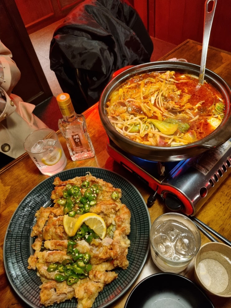  [건대맛집][건대술집] 안주맛집 홍콩식 술집, 마라전골로 유명한 용용선생!!!