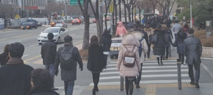 기간제근로자의 2년 초과 여부를 판단하는 계속근로의 기준 기간제근로자의 2년 초과 여부를 판단하는 계속근로의 기준