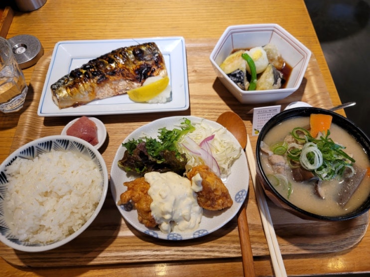 [홍대 맛집] 일본 가정식 / 혼밥도 좋은 하카타나카