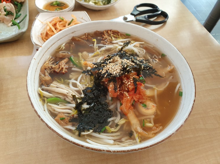  도토리 묵밥 맛집 강마을다람쥐 남양주 덕소점