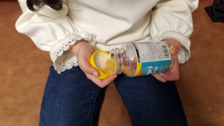 비린내없는 어린이 오메가3 순식간에 한 통 다 먹었어요 비린내없는 어린이 오메가3 순식간에 한 통 다 먹었어요
