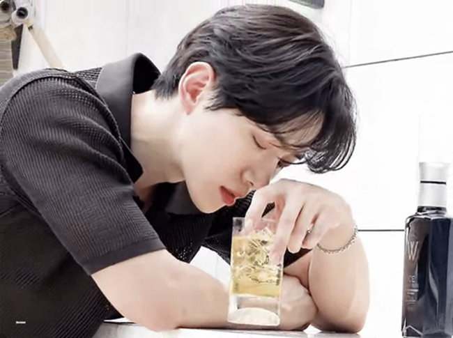 술찔이 준호 자본주의 허세.jpg 술찔이 준호 자본주의 허세.jpg