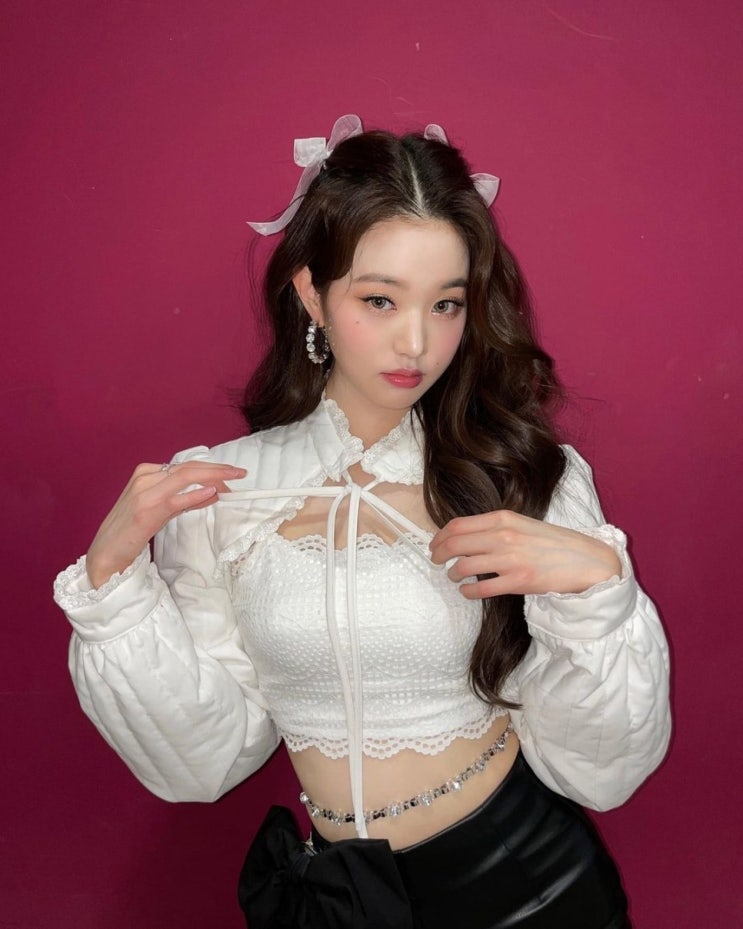아이브 멤버 장원영, 네티즌들 충격적으로 귀엽다고 난리난 어린 시절 모습 눈길 아이브 멤버 장원영, 네티즌들 충격적으로 귀엽다고 난리난 어린 시절 모습 눈길