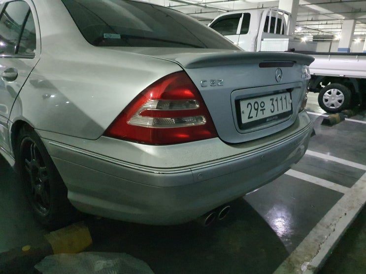 알리발 리어 스포일러 반품기. 알리발 리어 스포일러 반품기.