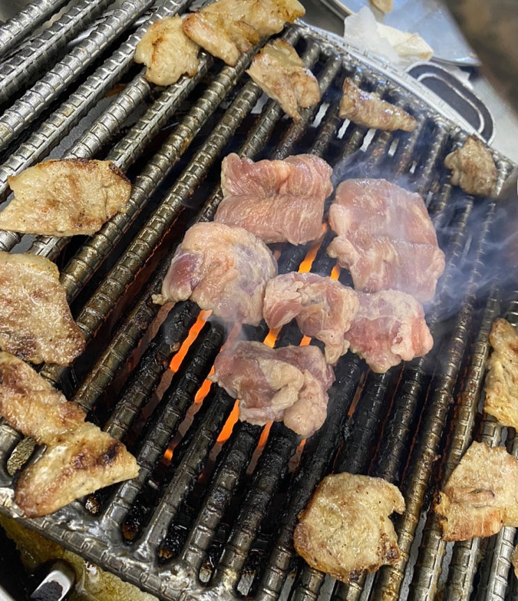  [길음역 맛집] 모소리 _ 연탄불에 구워 먹는 돼지 특수부위