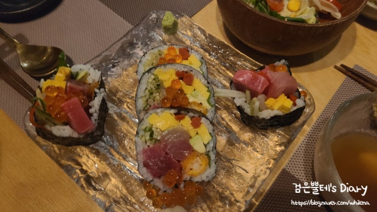  [송리단길] 분위기 있고 안주가 맛있는 신세계오뎅(스지 오뎅탕, 모듬 숙성회, 후토마끼, 우니/단새우/아보카도)