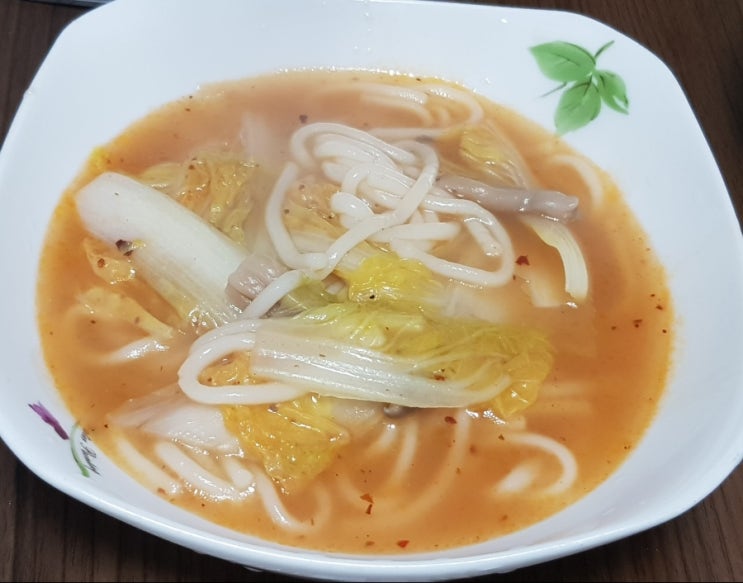 식다락 운남 쌀국수 집에서 간편하게 마라탕 맛있게 먹기!