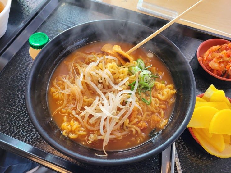  휴게소 라면 맛있는 곳은 맛있다