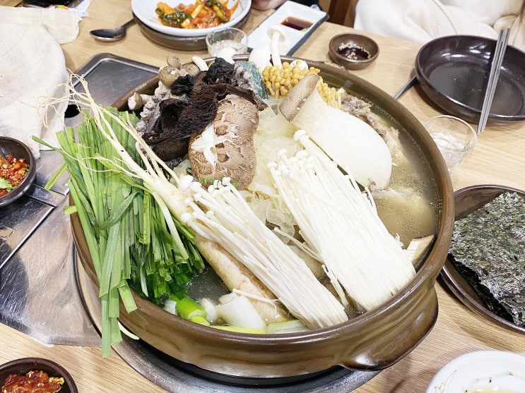  광주 쌍촌동 맛집 :: 어쩌다 토종닭에서 버섯 백숙으로 몸보신 해쏘요 (ft.광주 백숙 맛집)