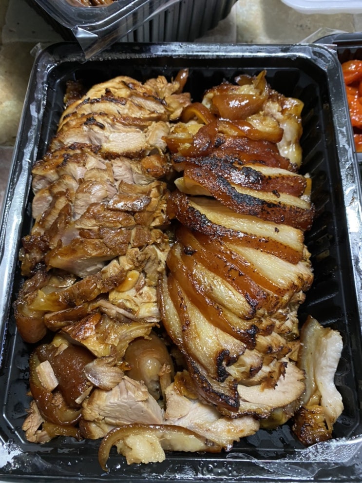  화덕의 매력을 족발에서도 느끼고 싶다면 - 족발신선생(1번째 배달)