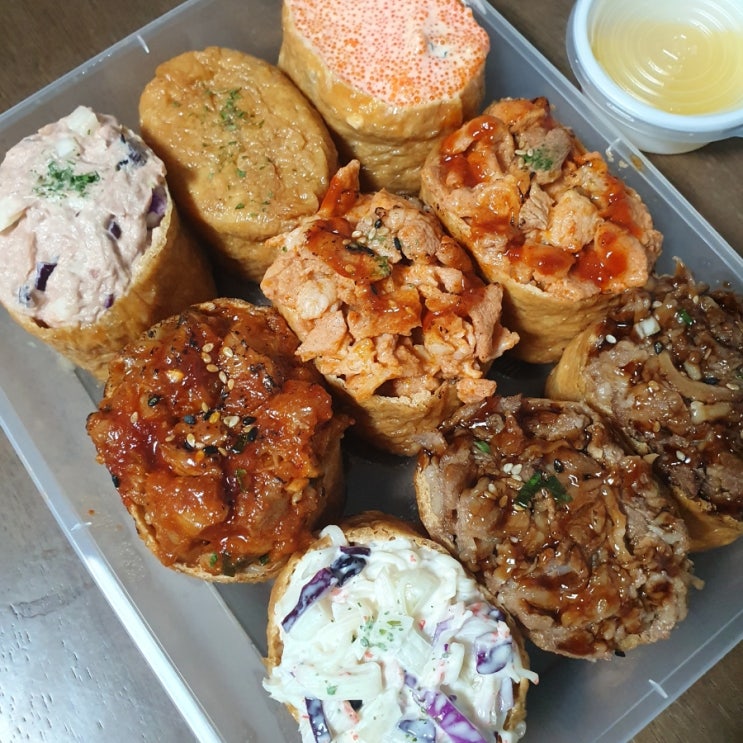  홍대 맛집 _ 모모 유부초밥 배달 시켜먹어봤어요 :)