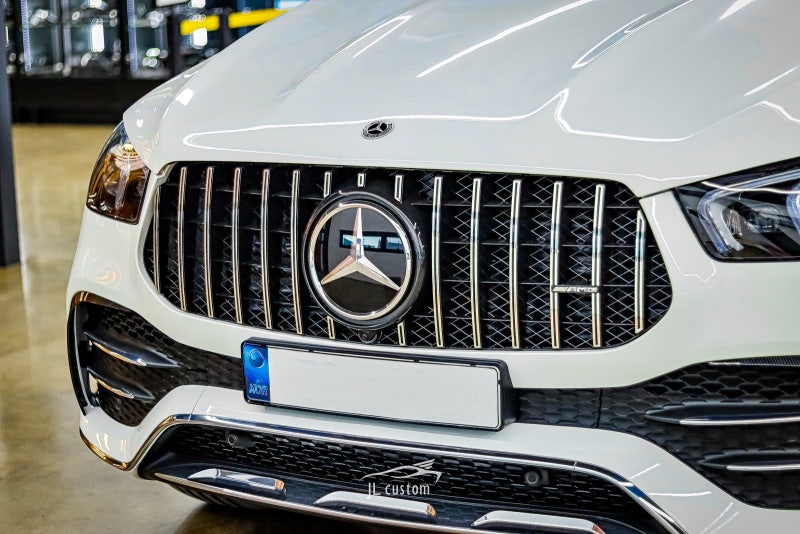 하남 초이로 / AMG 커스텀 핸들, 레드 안전벨트, 실내 풀 카본 트림 커스텀  / 벤츠 / GLE-클래스