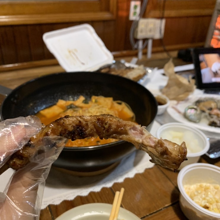  [여행 / 제주] 21.12.23 올레시장 구경, 빨간집 등갈비 먹기!