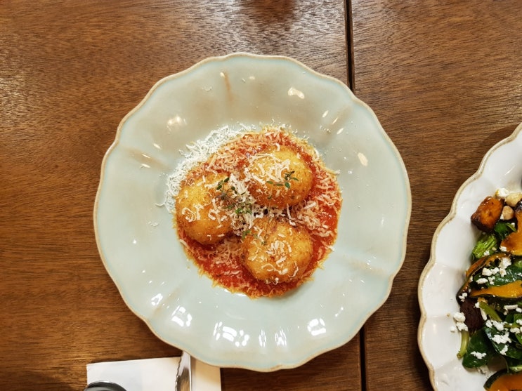  부산 기장 분위기 좋고 맛있는 레스토랑 바운티그릴