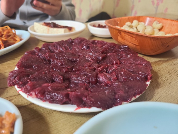 [대구-동인] 싱싱한 뭉티기와 오드래기 - 왕거미식당(대구대표 맛집)