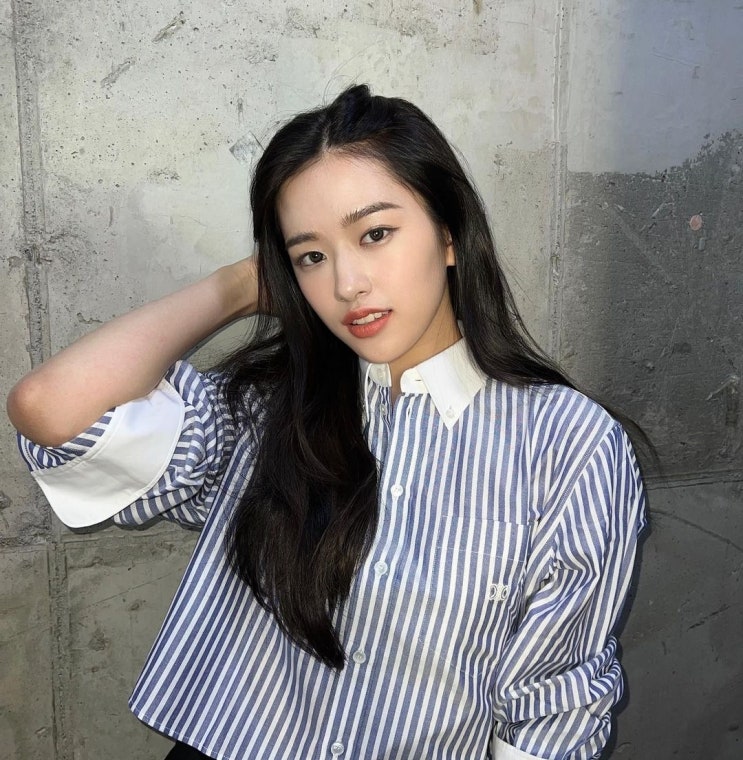 아이브 안유진, 긴 생머리에 세련된 분위기...빛나는 미모에 눈이 부셔 아이브 안유진, 긴 생머리에 세련된 분위기...빛나는 미모에 눈이 부셔
