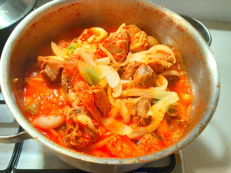 김치 돼지갈비찜, 겨울음식으로 최고예요.