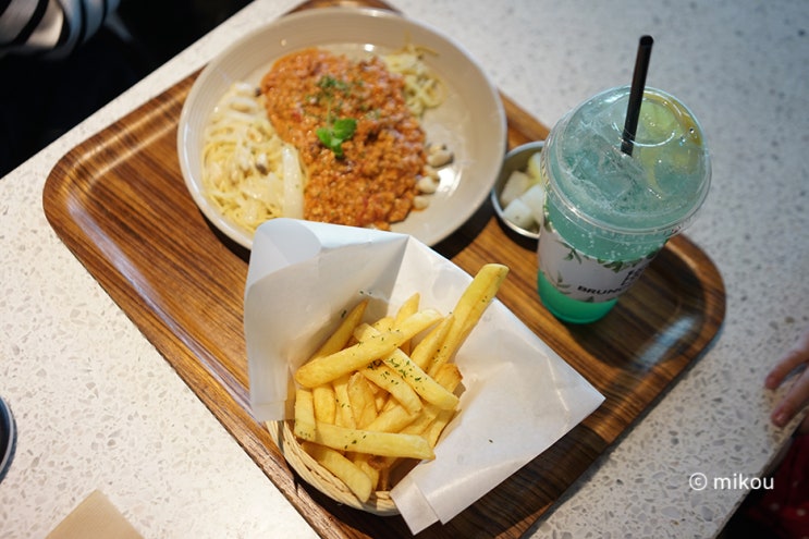  인천청라카페 푸짐한 청라파스타 브런치빈