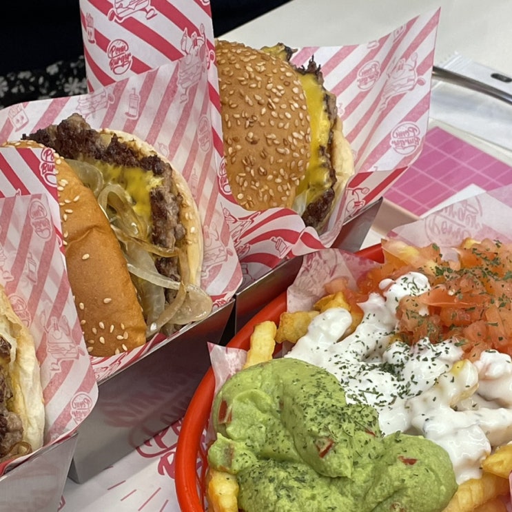  [성수] 전시 보고 떠나는 수제버거 여행, 폰버거(a.k.a. 그라운드시소 성수 맛집)