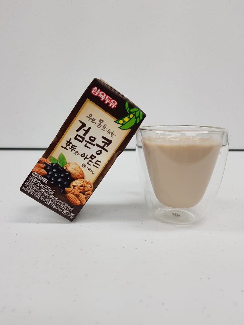 우리 몸을 위한 삼육두유 검은콩 호두와 아몬드 190ml.