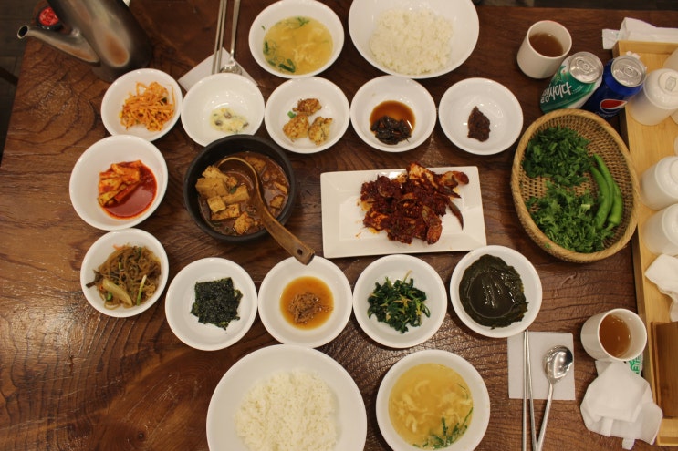 혜화맛집 대학로한정식 구수한된장이 맛있는 솔나무길된장예술