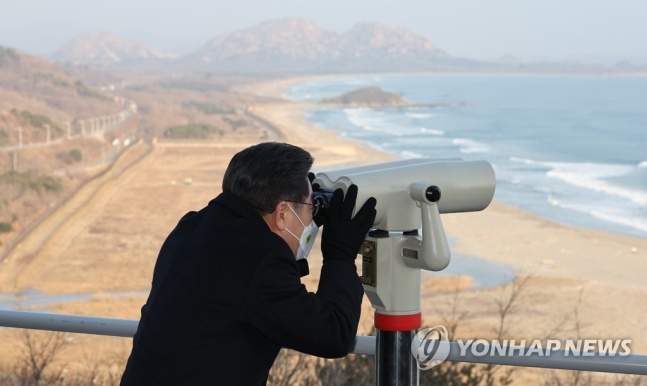 이재명 "금강산관광 재개, 결단하면 충분히 가능…DMZ관광 추진" 이재명 "금강산관광 재개, 결단하면 충분히 가능…DMZ관광 추진"