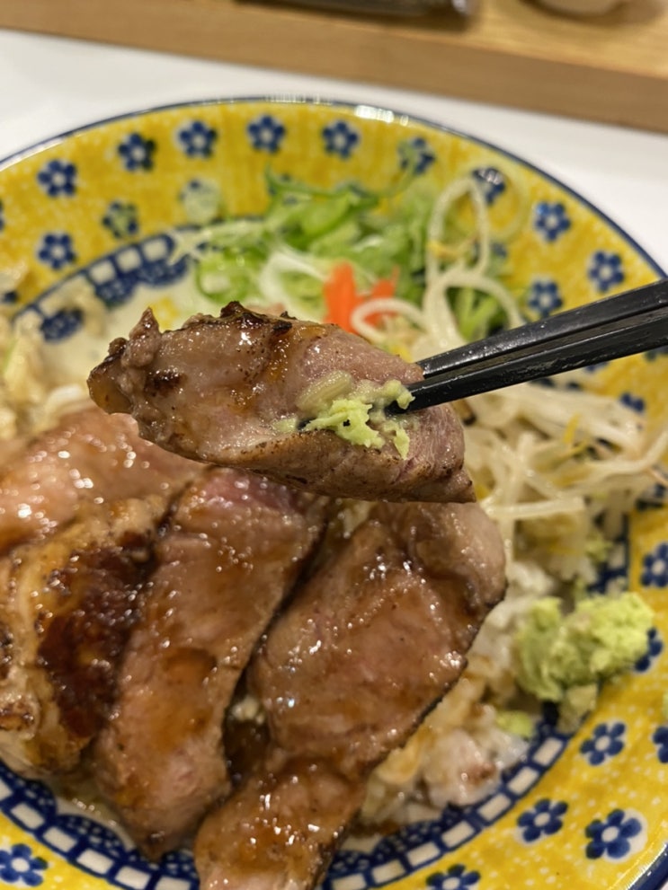  가격 대비 괜찮은 덮밥 맛집을 찾고 있다면 - 미도인(강남)