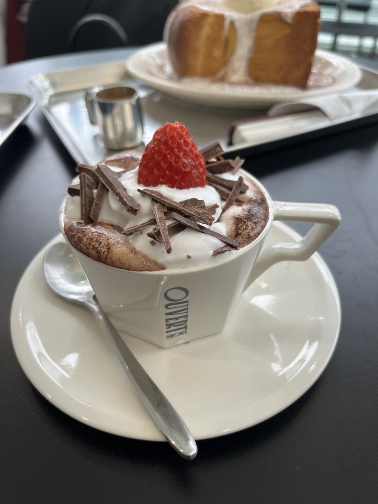  [약수역 카페 맛집/약수역 카페 추천/강남 근처 카페/동대 입구 카페] "오버트 서울(Ouvert Seoul)"