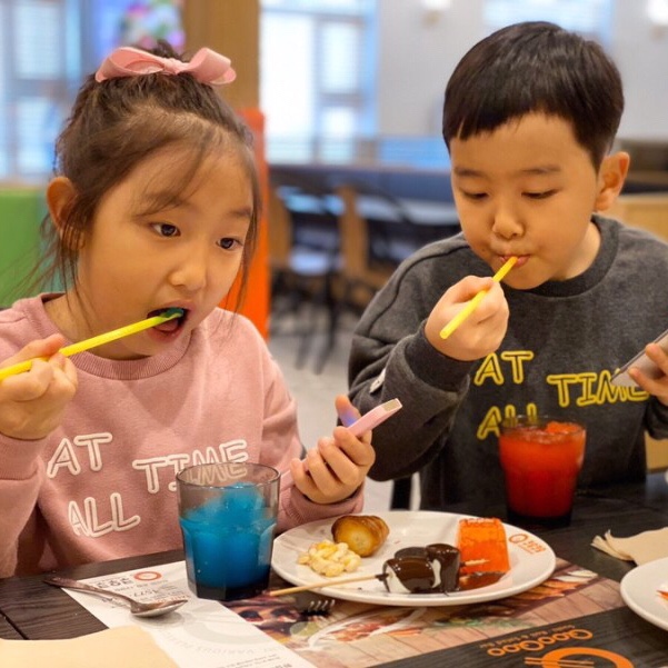 불당동 상업지구 초밥뷔페 쿠우쿠우 불당점 / 천안식후감